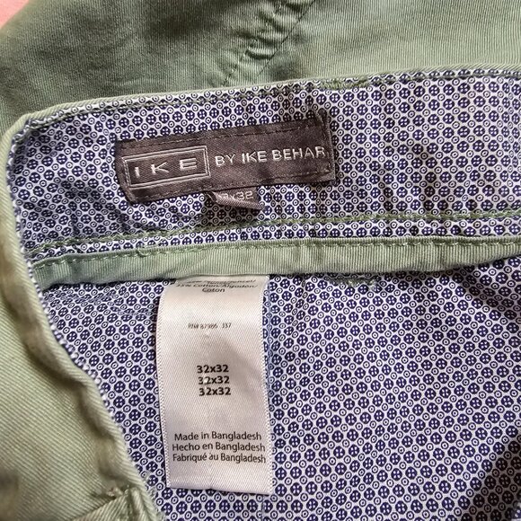 IKE by Ike Behar Muted Foam Color‎ Size 32x32 Excellent Used Condition - Picture 5 of 5